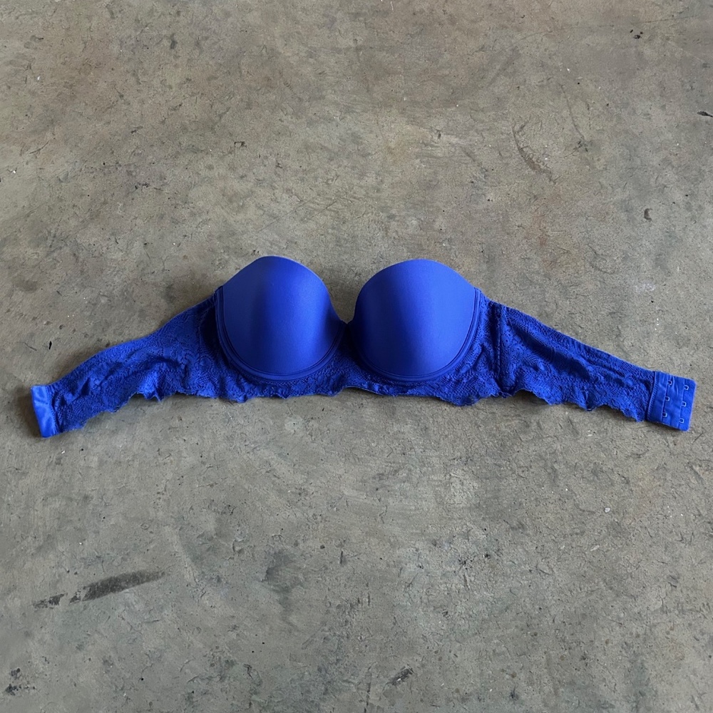 Strapless bra, 34C